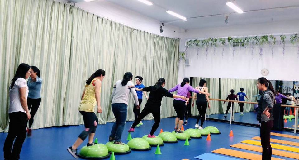 北京某高校舞蹈教室 